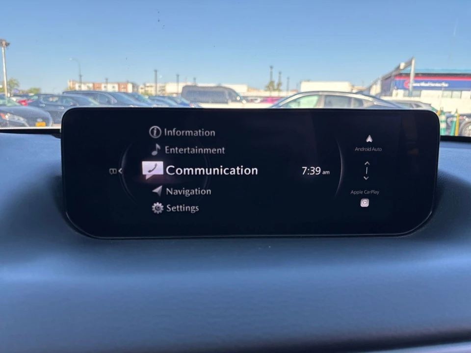 2025 Mazda CX-50 - Image 18 of 31