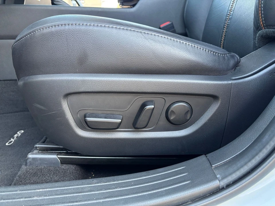 2025 Mazda CX-50 - Image 20 of 31