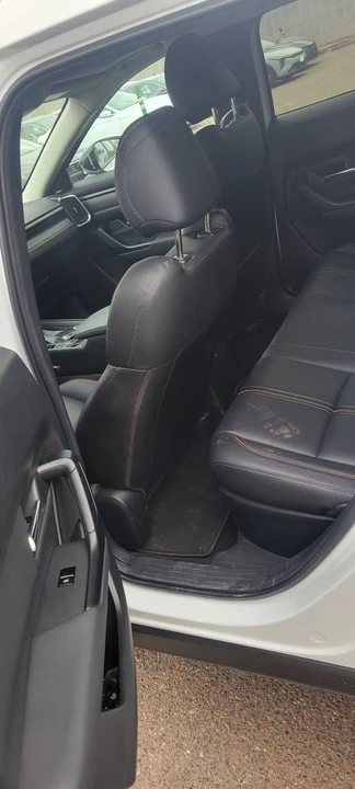 2025 Mazda CX-50 - Image 15 of 18