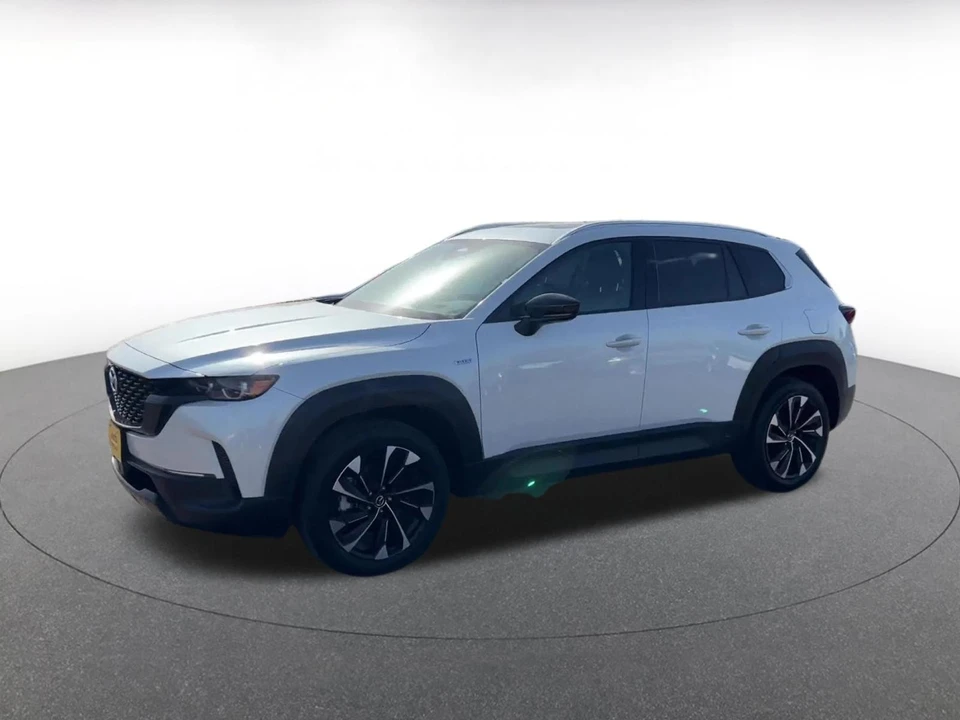 2025 Mazda CX-50 - Image 7 of 31