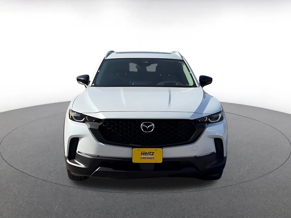2025 Mazda CX-50 - Image 4 of 31