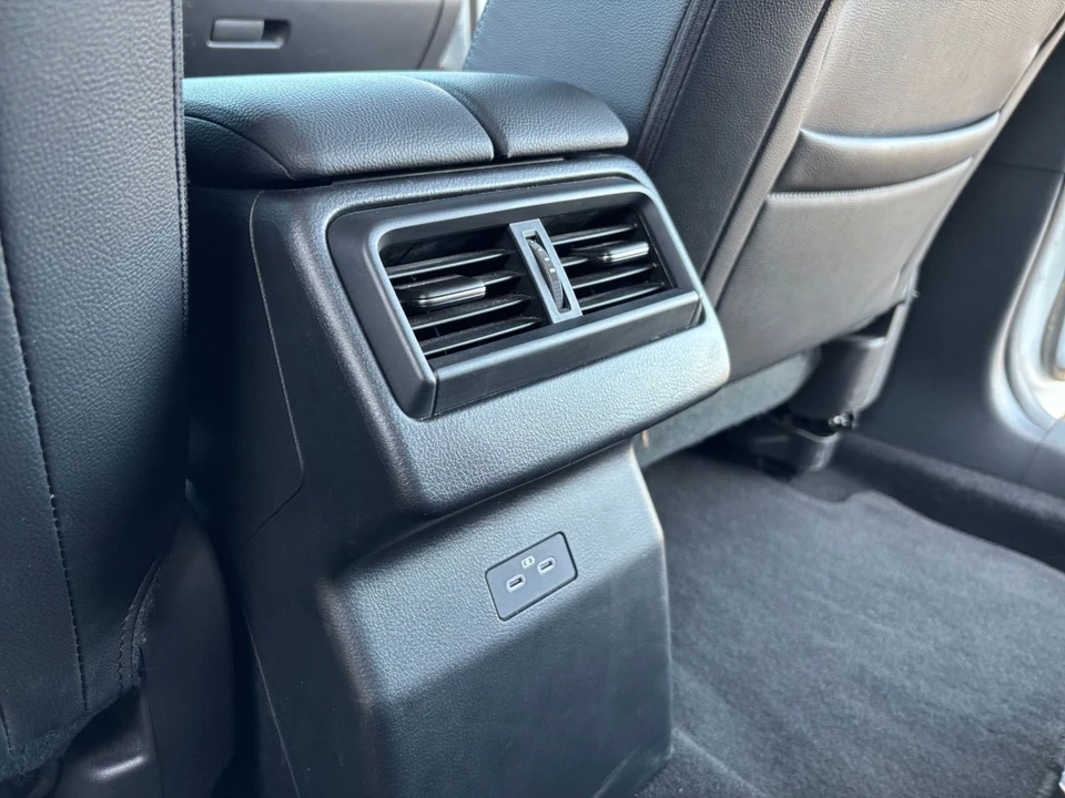 2025 Mazda CX-50 - Image 22 of 31