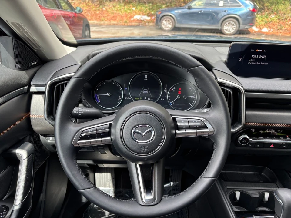 2025 Mazda CX-50 - Image 24 of 31