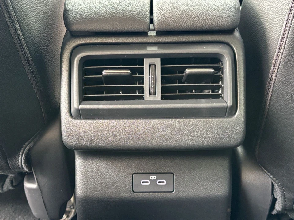 2025 Mazda CX-50 - Image 20 of 31