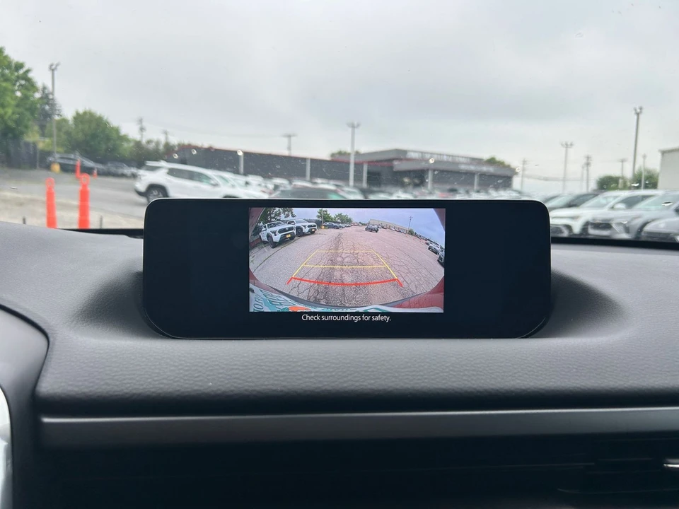 2025 Mazda CX-50 - Image 22 of 31