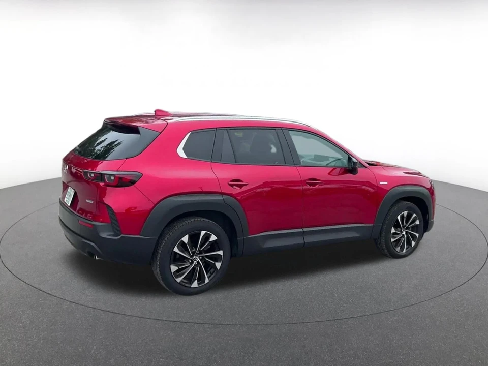 2025 Mazda CX-50 - Image 16 of 31