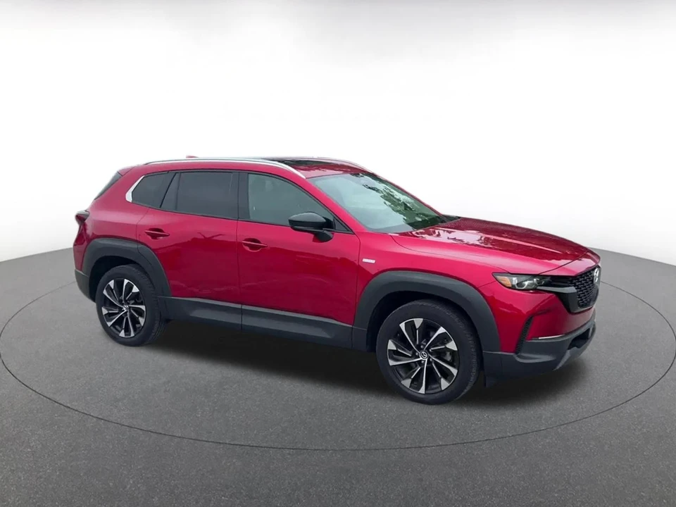 2025 Mazda CX-50 - Image 2 of 31