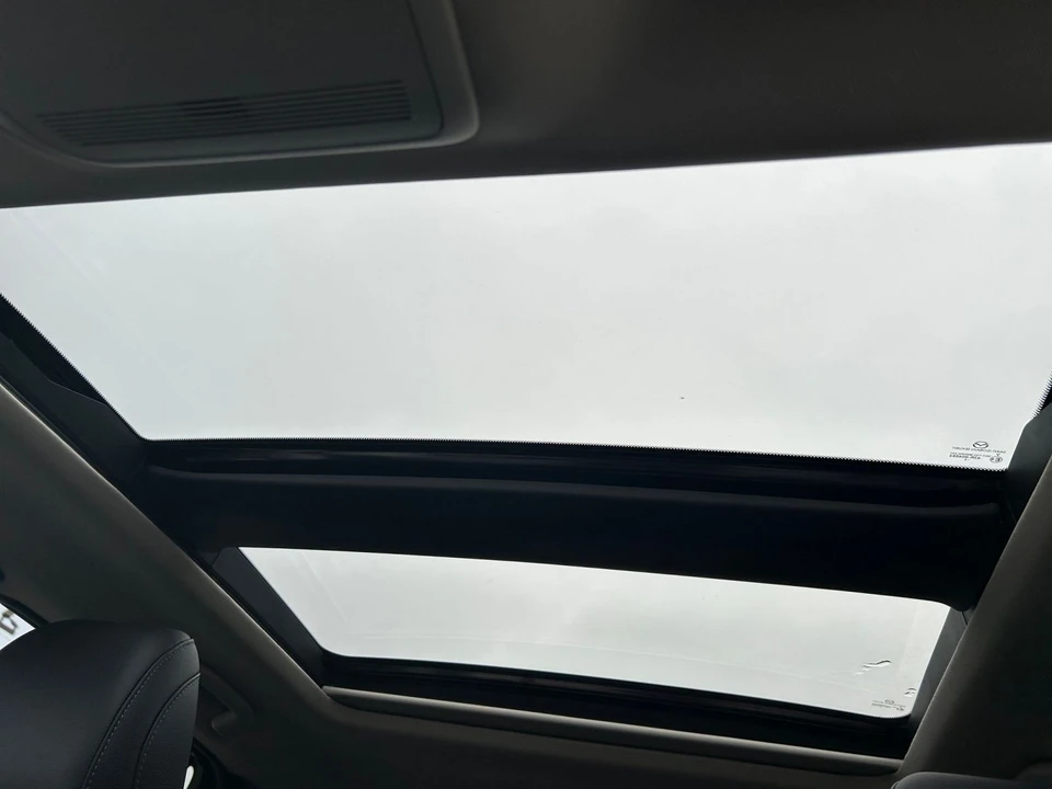 2025 Mazda CX-50 - Image 26 of 31