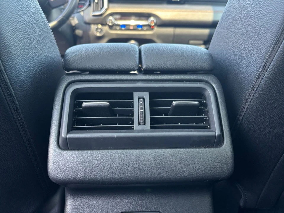 2025 Mazda CX-50 - Image 27 of 31