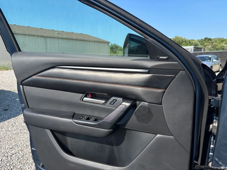 2025 Mazda CX-50 - Image 20 of 31
