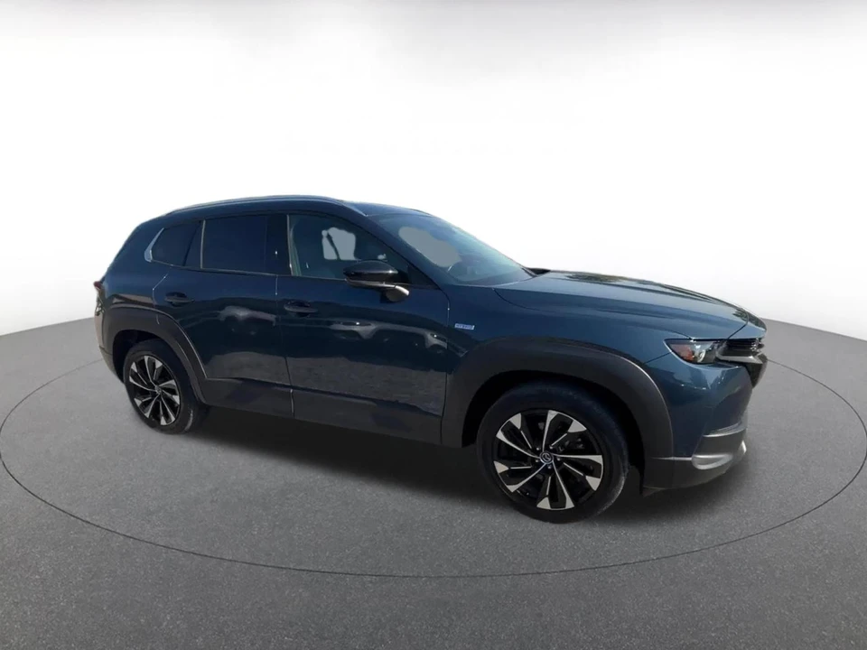 2025 Mazda CX-50 - Image 2 of 31