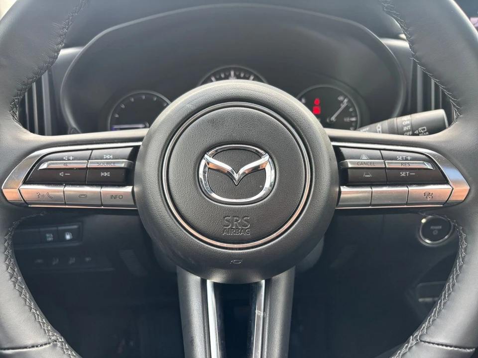 2025 Mazda CX-50 - Image 24 of 31