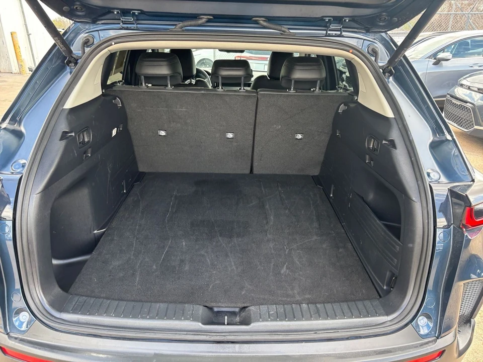 2025 Mazda CX-50 - Image 28 of 31