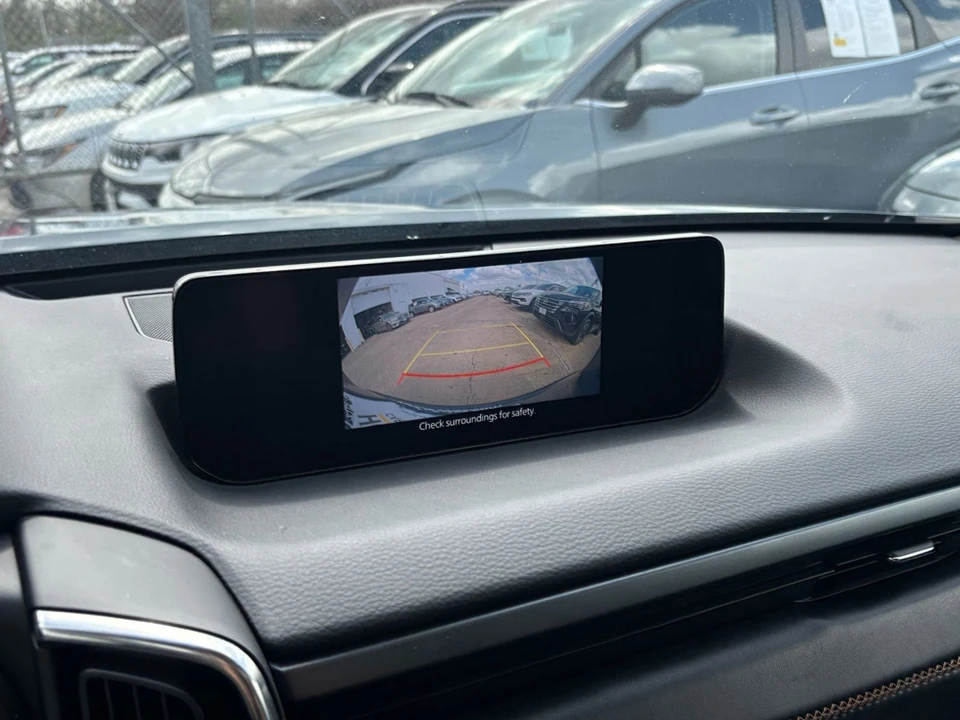 2025 Mazda CX-50 - Image 21 of 31