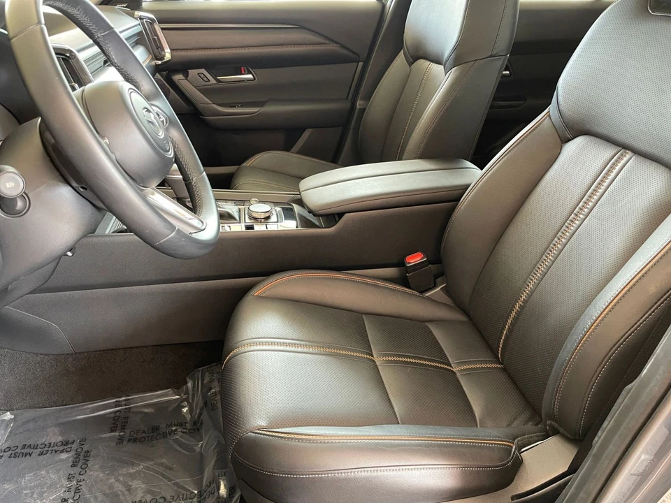 2025 Mazda CX-50 - Image 30 of 31