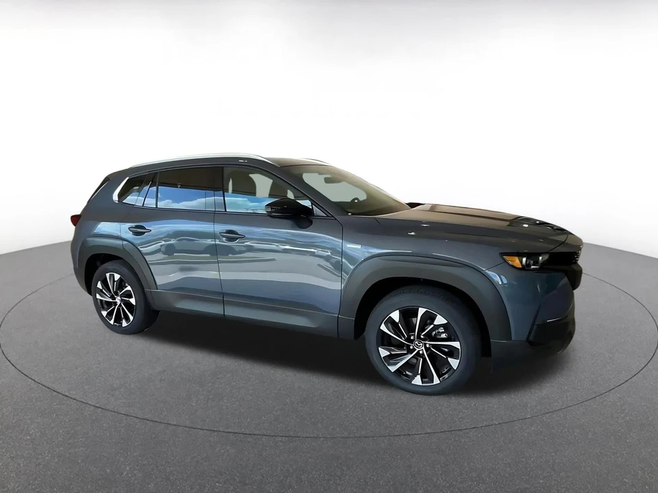2025 Mazda CX-50 - Image 2 of 31