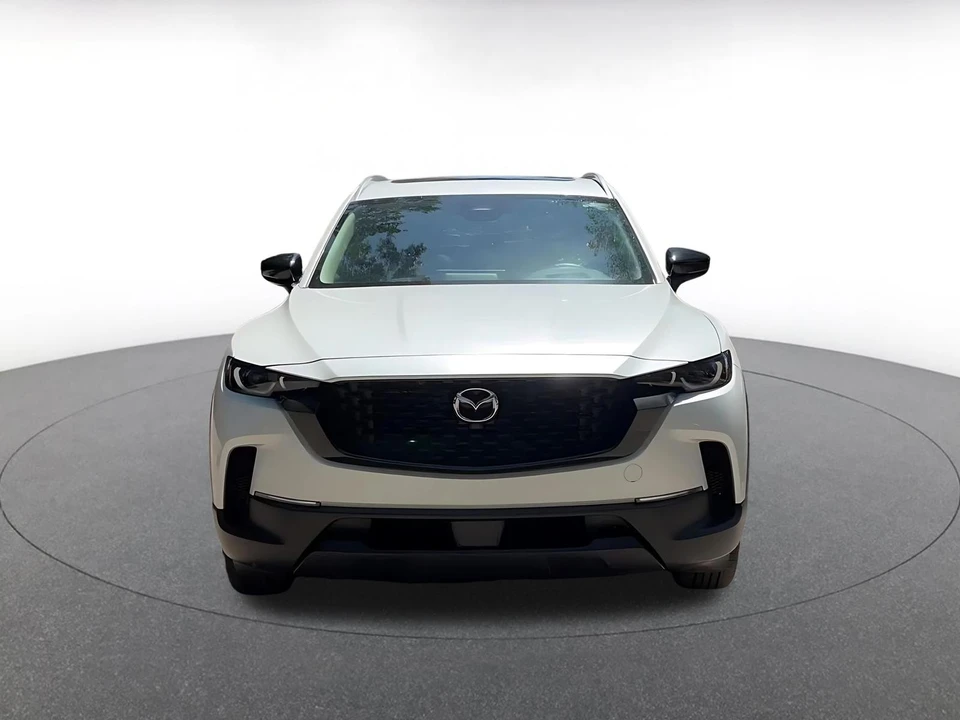 2025 Mazda CX-50 - Image 4 of 31