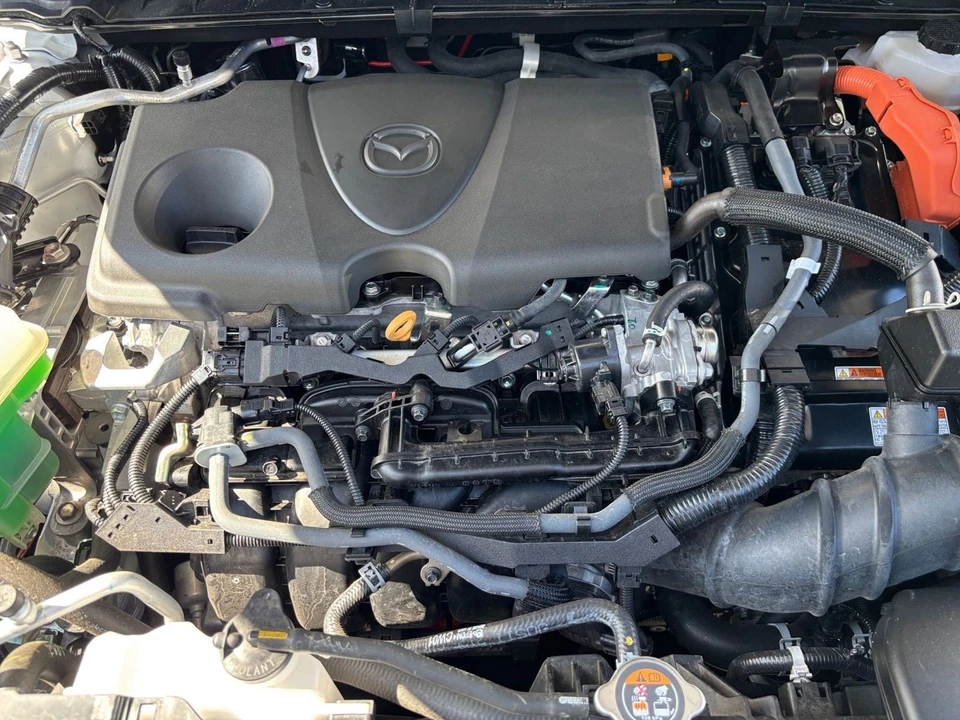 2025 Mazda CX-50 - Image 30 of 31