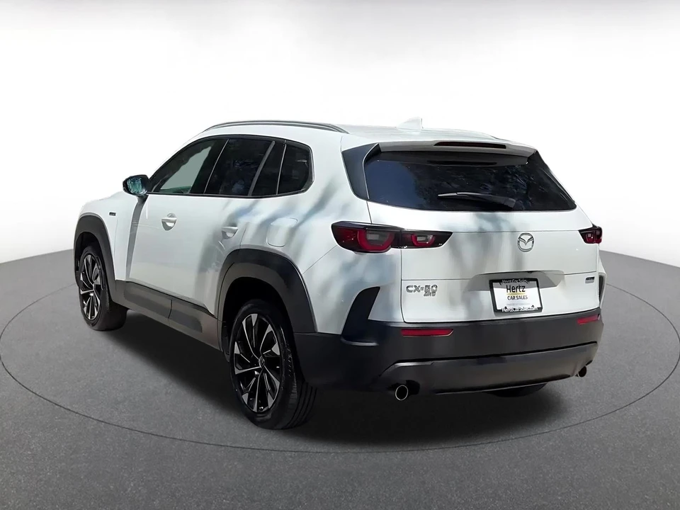 2025 Mazda CX-50 - Image 13 of 31