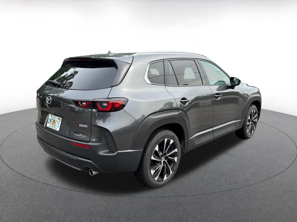 2025 Mazda CX-50 - Image 7 of 10
