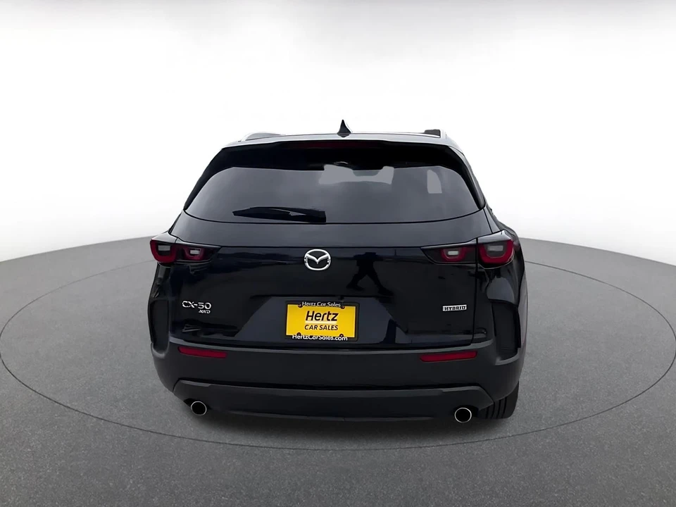 2025 Mazda CX-50 - Image 14 of 31