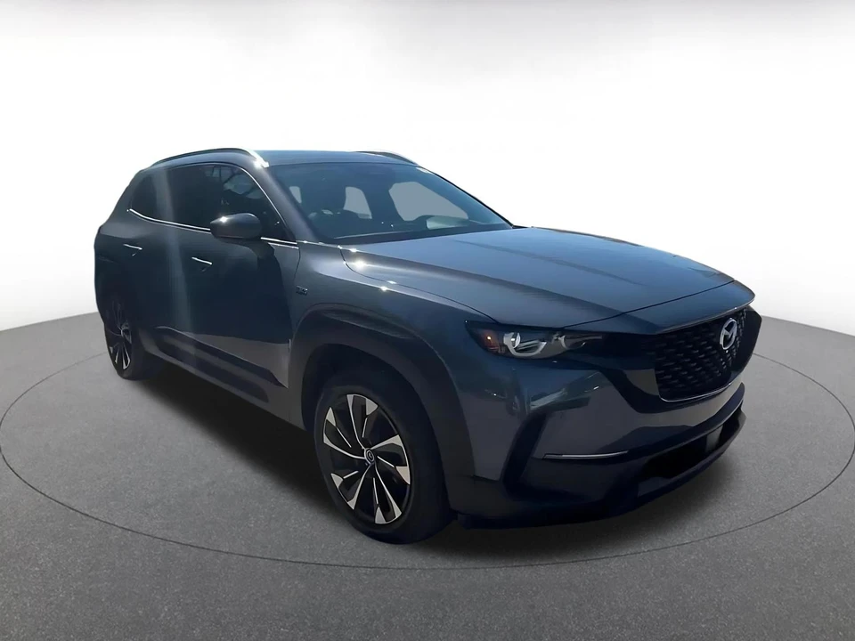2025 Mazda CX-50 - Image 3 of 31