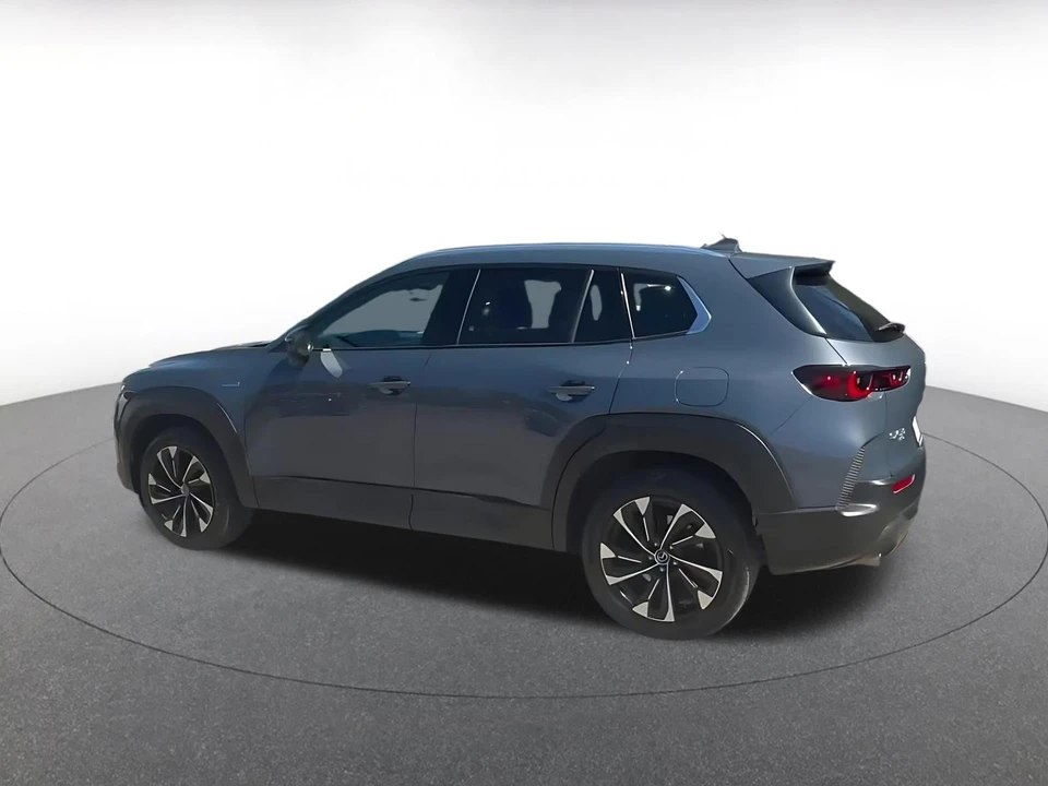 2025 Mazda CX-50 - Image 8 of 31