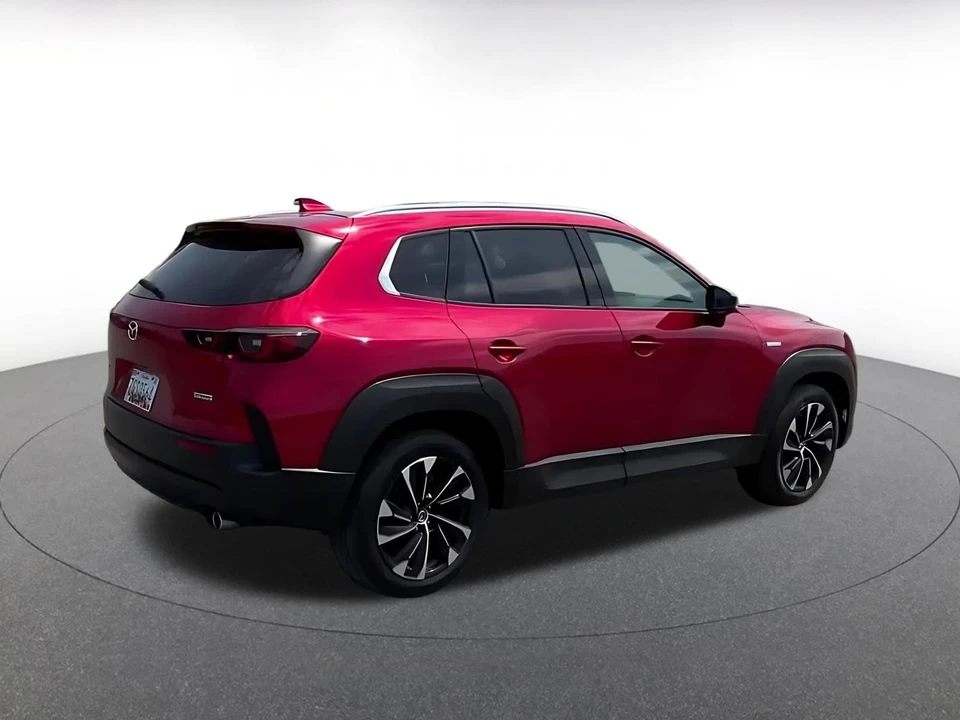 2025 Mazda CX-50 - Image 17 of 31