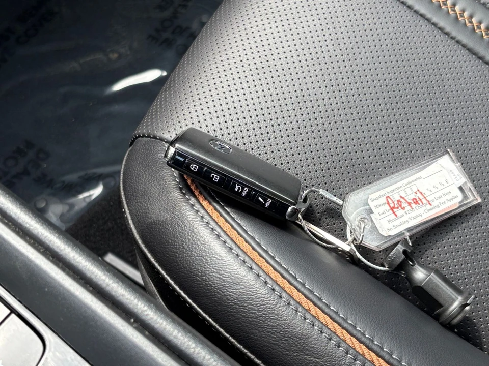 2025 Mazda CX-50 - Image 23 of 31