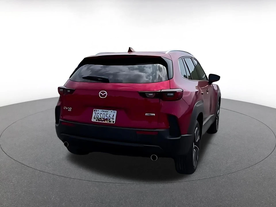 2025 Mazda CX-50 - Image 16 of 31