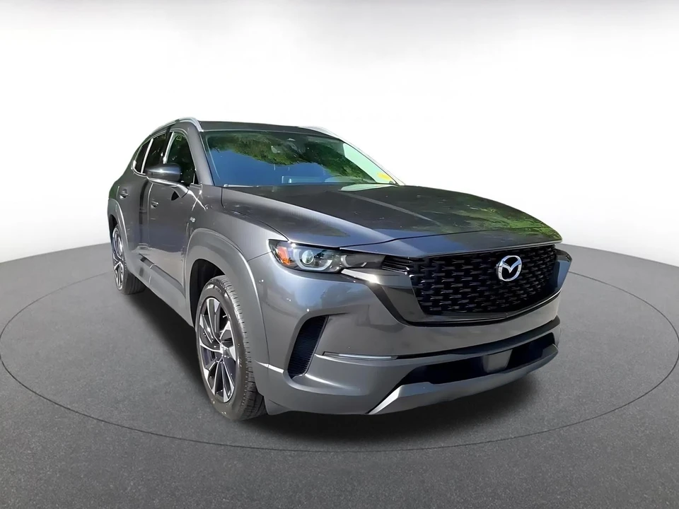 2025 Mazda CX-50 - Image 3 of 31