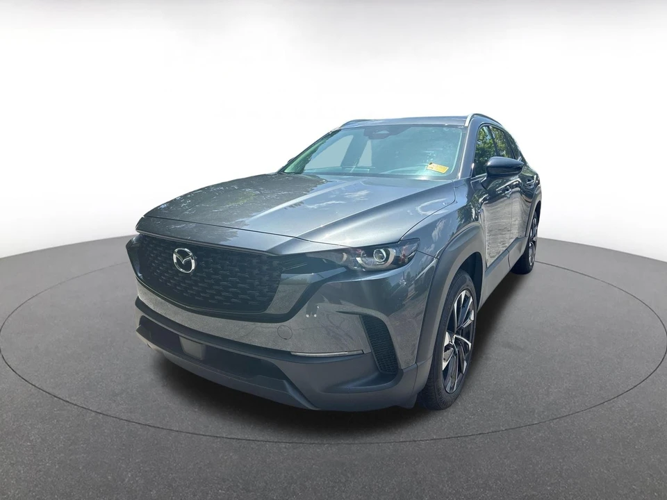 2025 Mazda CX-50 - Image 3 of 10