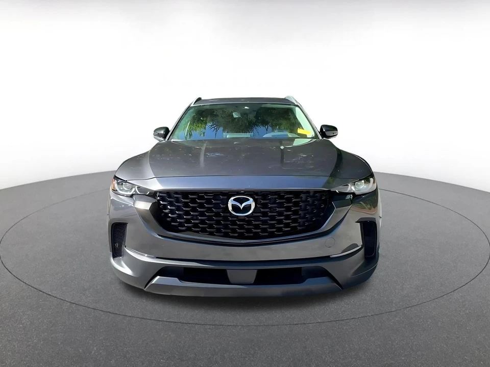 2025 Mazda CX-50 - Image 4 of 31