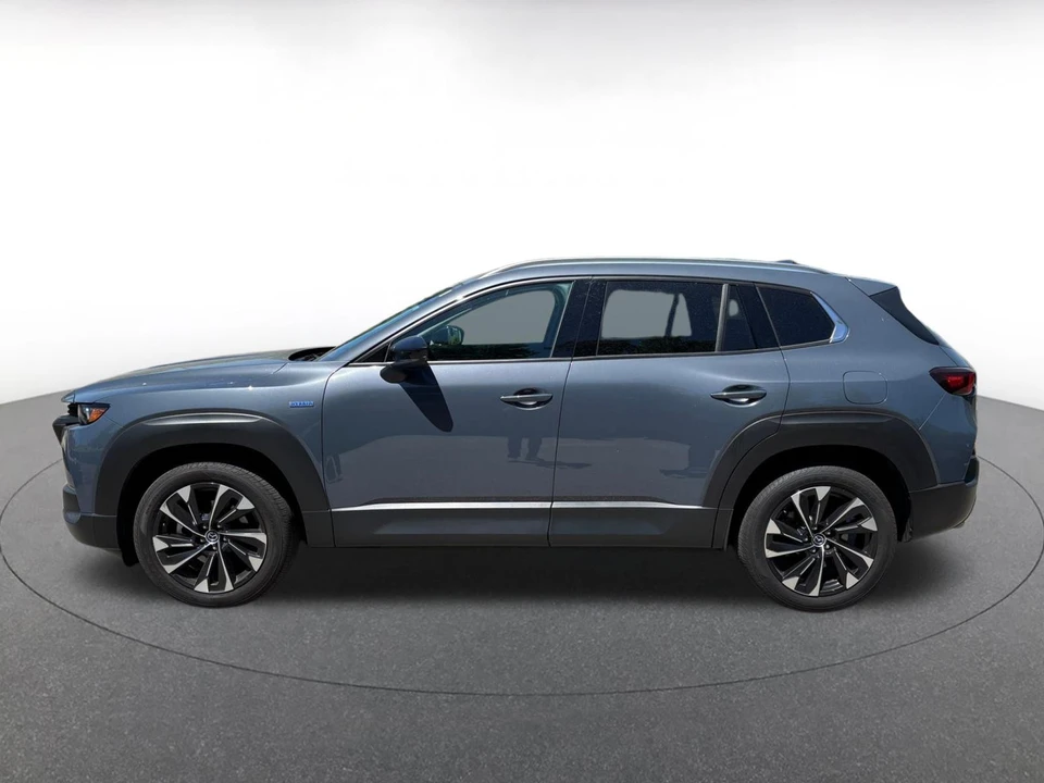 2025 Mazda CX-50 - Image 4 of 10