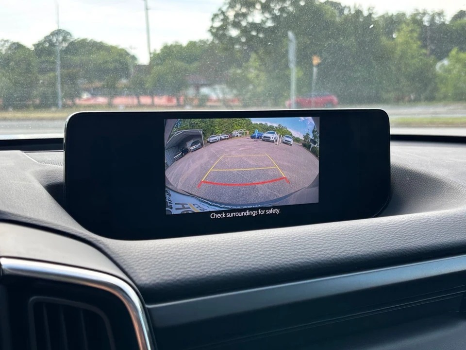 2025 Mazda CX-50 - Image 16 of 31