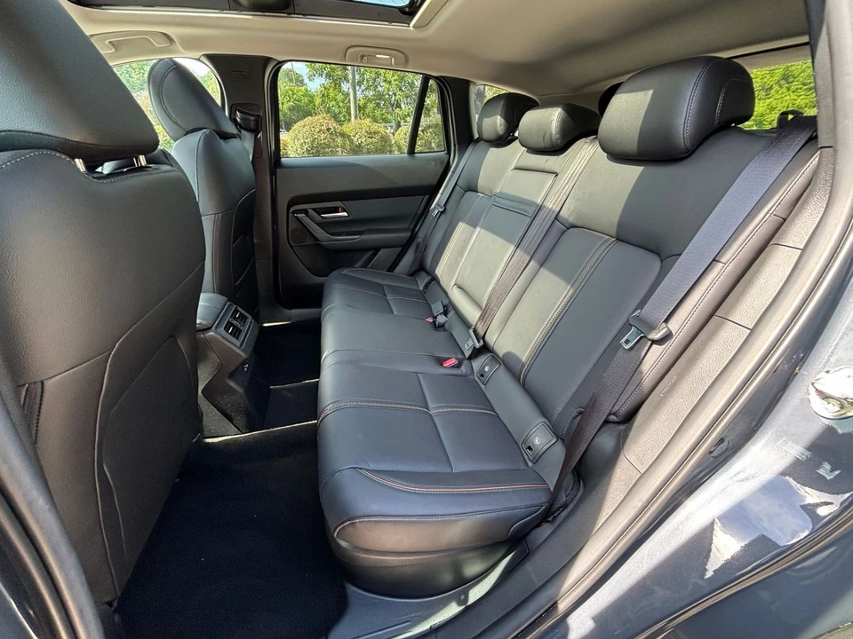 2025 Mazda CX-50 - Image 30 of 31