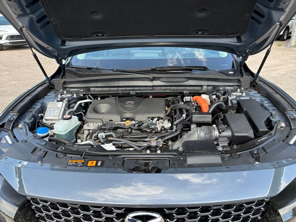 2025 Mazda CX-50 - Image 27 of 31