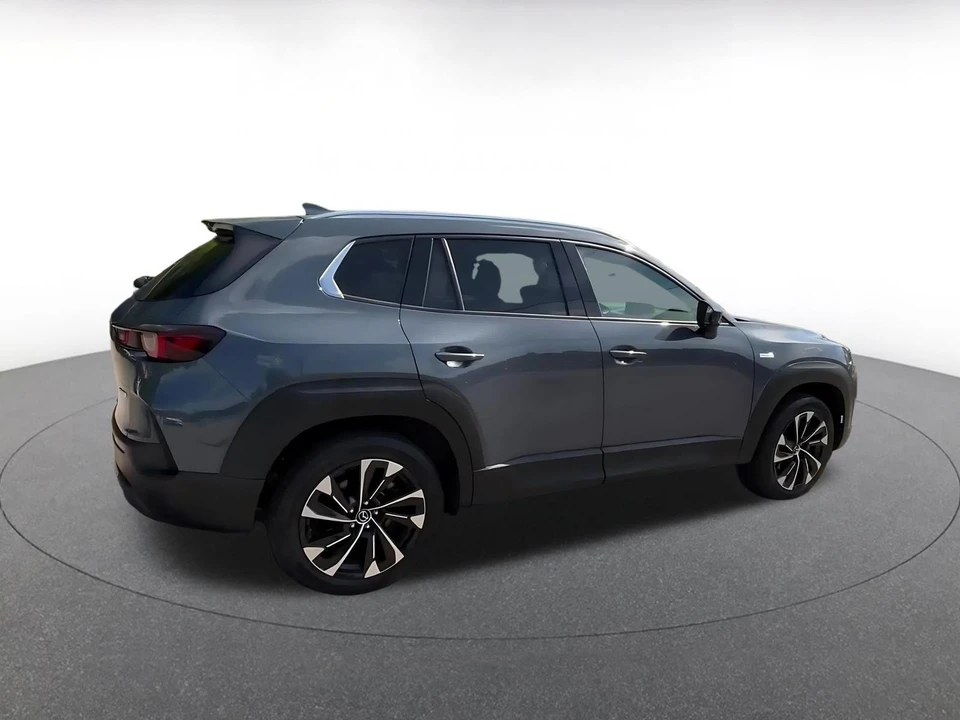 2025 Mazda CX-50 - Image 13 of 31