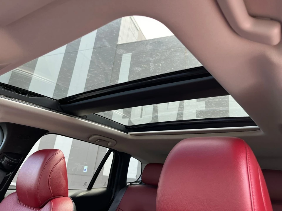 2025 Mazda CX-50 - Image 29 of 31