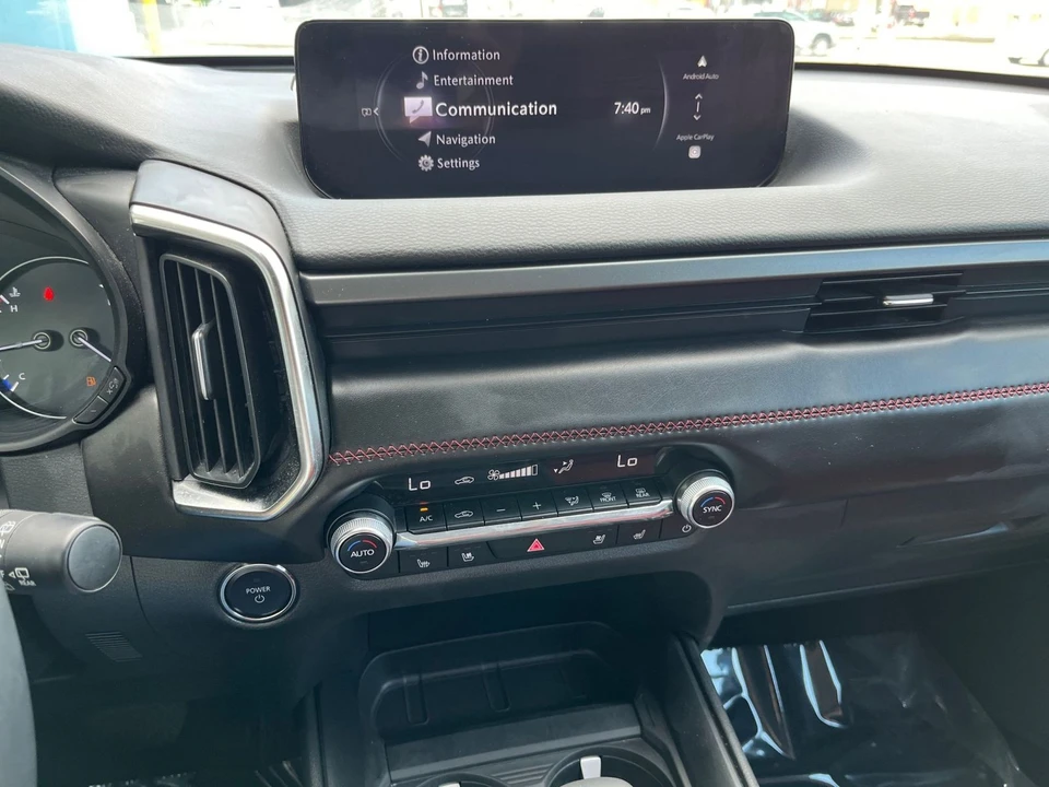 2025 Mazda CX-50 - Image 16 of 31