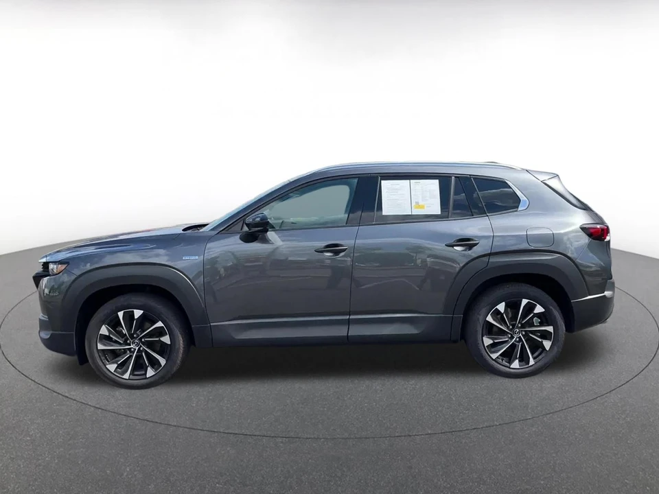 2025 Mazda CX-50 - Image 8 of 31