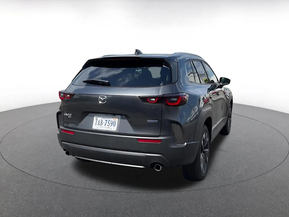 2025 Mazda CX-50 - Image 16 of 31