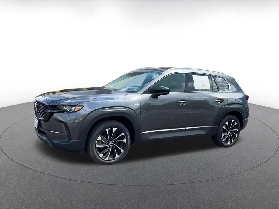 2025 Mazda CX-50 - Image 9 of 31