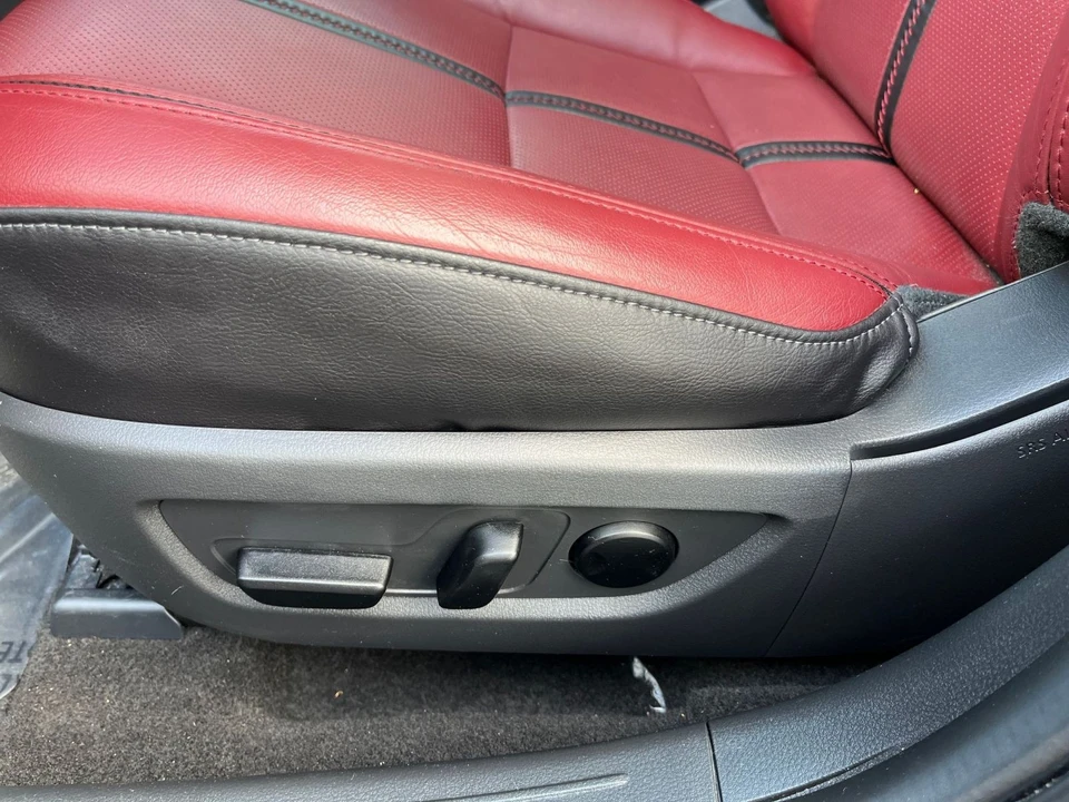 2025 Mazda CX-50 - Image 21 of 31