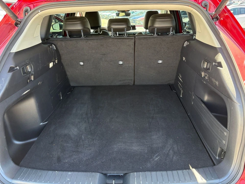 2025 Mazda CX-50 - Image 29 of 31