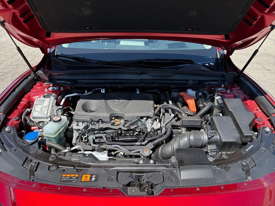 2025 Mazda CX-50 - Image 30 of 31