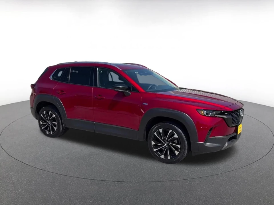 2025 Mazda CX-50 - Image 2 of 31