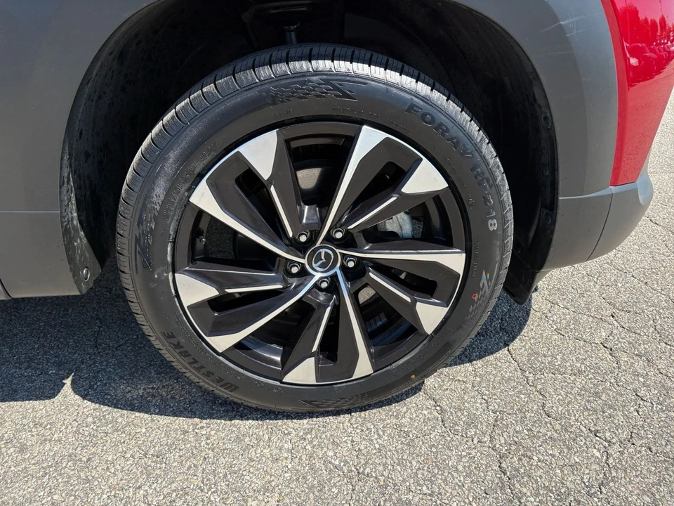 2025 Mazda CX-50 - Image 30 of 31