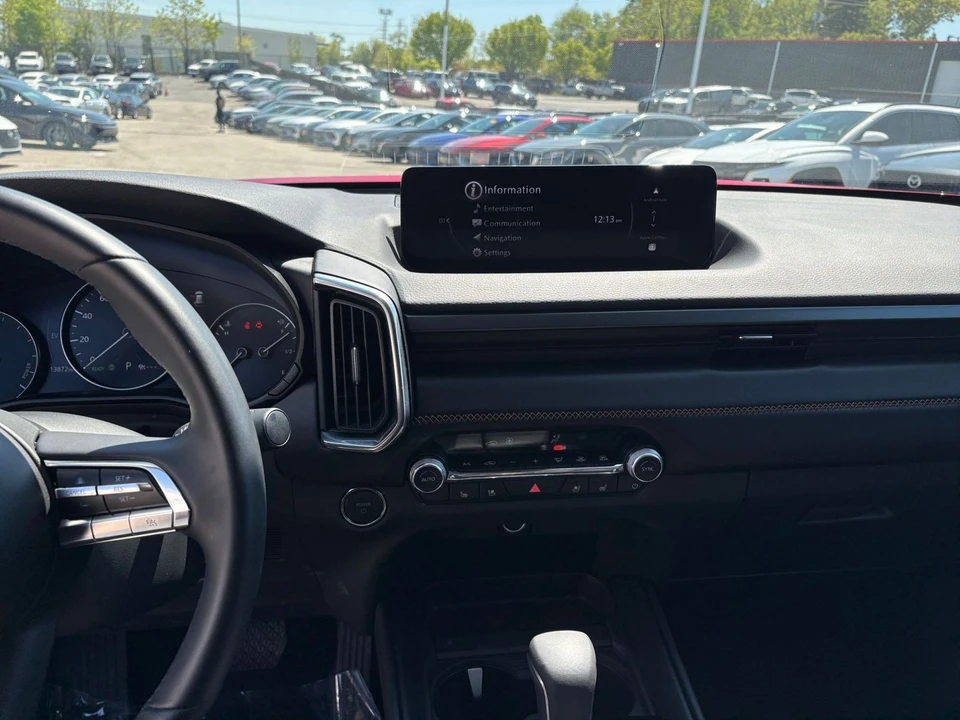 2025 Mazda CX-50 - Image 14 of 31