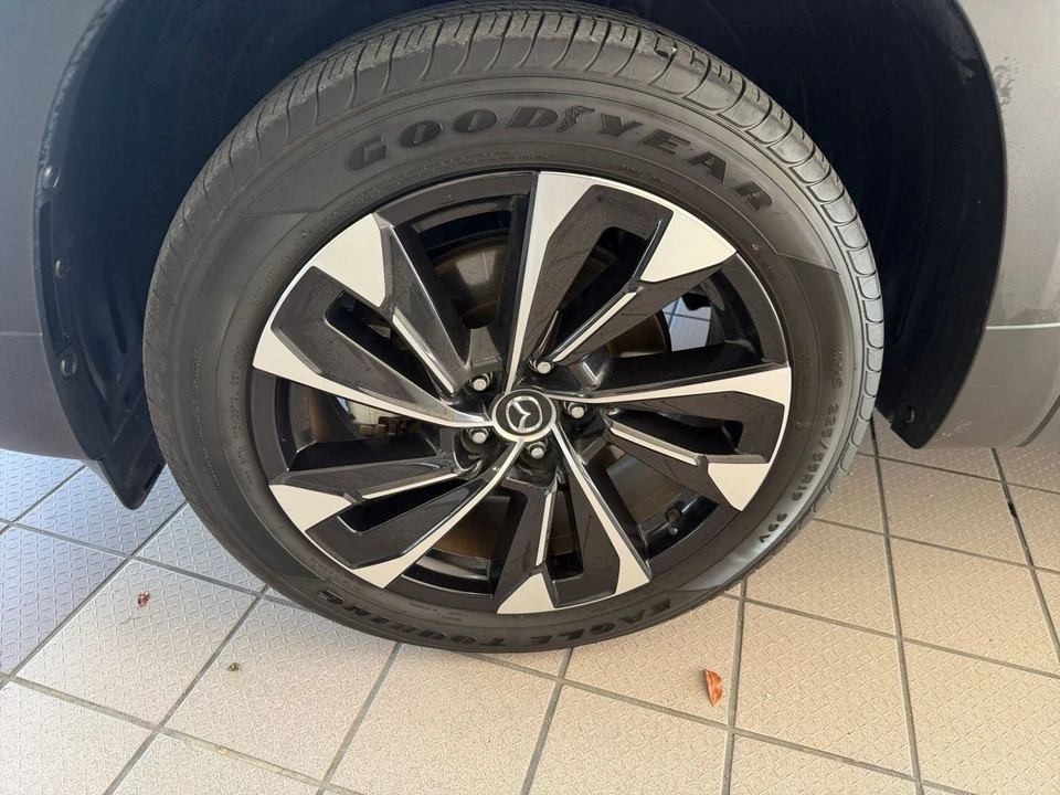 2025 Mazda CX-50 - Image 29 of 31